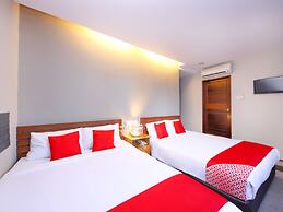 OYO 910 Hills Residence