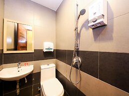 OYO 910 Hills Residence