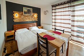 Apartmaji bungalovi i sotorisce Silva