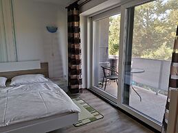 Apartmaji bungalovi i sotorisce Silva