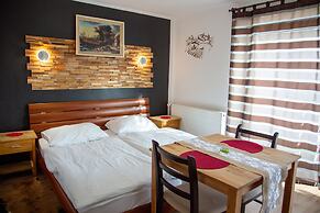 Apartmaji bungalovi i sotorisce Silva