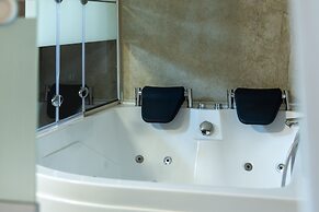 Apartmaji bungalovi i sotorisce Silva