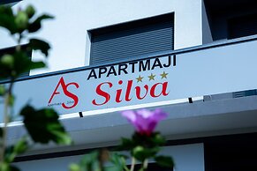 Apartmaji bungalovi i sotorisce Silva