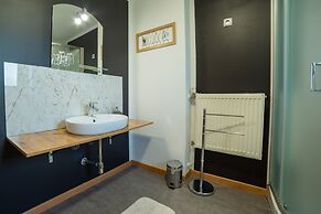Apartmaji bungalovi i sotorisce Silva