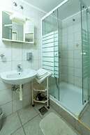 Apartmaji bungalovi i sotorisce Silva