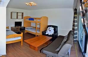 Apartmaji bungalovi i sotorisce Silva