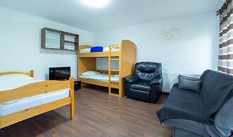 Apartmaji bungalovi i sotorisce Silva