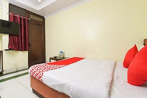 OYO 15835 Hotel City Palace