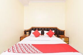 OYO 15835 Hotel City Palace