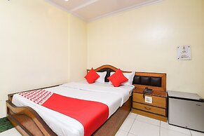 OYO 15835 Hotel City Palace