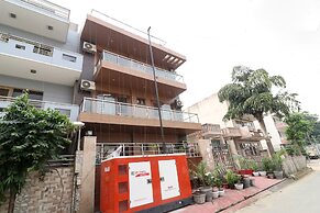 OYO 23412 Horizon Residency