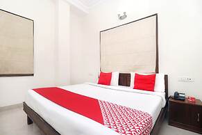 OYO 18964 Hotel Temple View