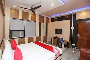 OYO 15578 Dora House