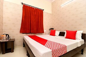 OYO 22090 Hotel Mall Residency