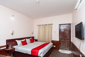 OYO 27809 Hotel Ganapathy Garden