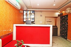 OYO 16627 Xpress Inn