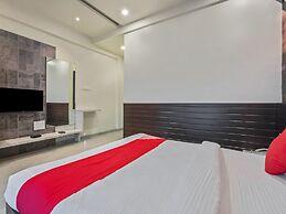 OYO 26117 Hotel Siddhivinayak Celebrations