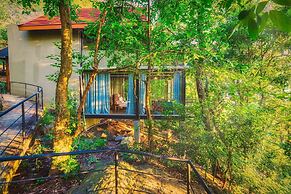 Arangala Forest Lodge