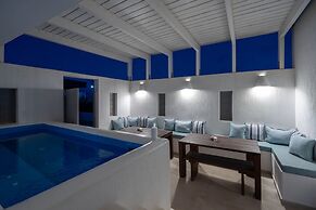 Aegean Melody Suites & Villa
