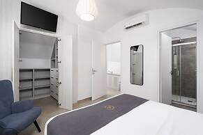 Aegean Melody Suites & Villa