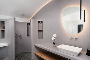 Aegean Melody Suites & Villa