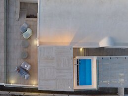 Aegean Melody Suites & Villa