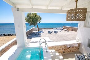 Aegean Melody Suites & Villa