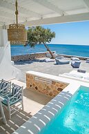 Aegean Melody Suites & Villa