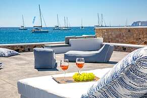 Aegean Melody Suites & Villa