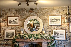 Pooley Bridge Inn