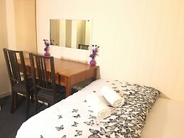 The Cumberland Townhouse Apartment