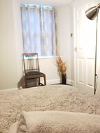 The Cumberland Townhouse Apartment