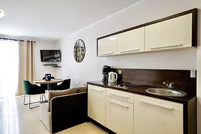 Avangard by Baltic Home