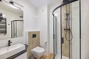 Avangard by Baltic Home