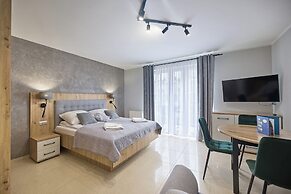 Avangard by Baltic Home