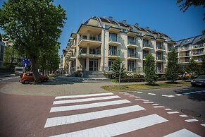 Avangard by Baltic Home