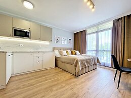 Rosa Weneda by Baltic Home