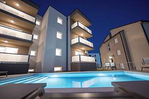 Poolside Hideout Apartments