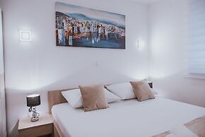 Poolside Hideout Apartments