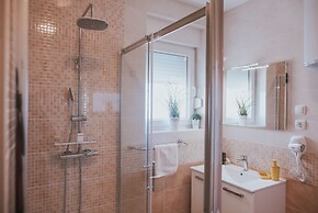 Poolside Hideout Apartments