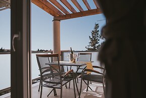 Poolside Hideout Apartments