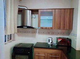 Ken's Haven Apartment