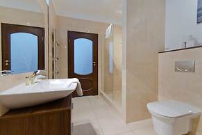 Imperial Apartments - Patio Mare