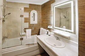 Seti Abu Simbel Lake Resort