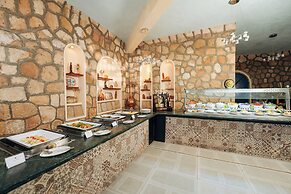 Seti Abu Simbel Lake Resort