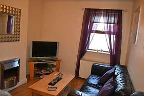 Cozy Modern Bedroom Apartments City L2