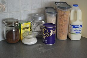 Cozy Modern Bedroom Apartments City L2