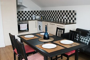 Cozy Modern Bedroom Apartments City L2