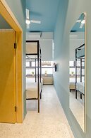 Back2Me - Hostel