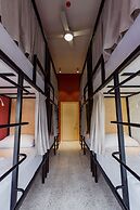 Back2Me - Hostel